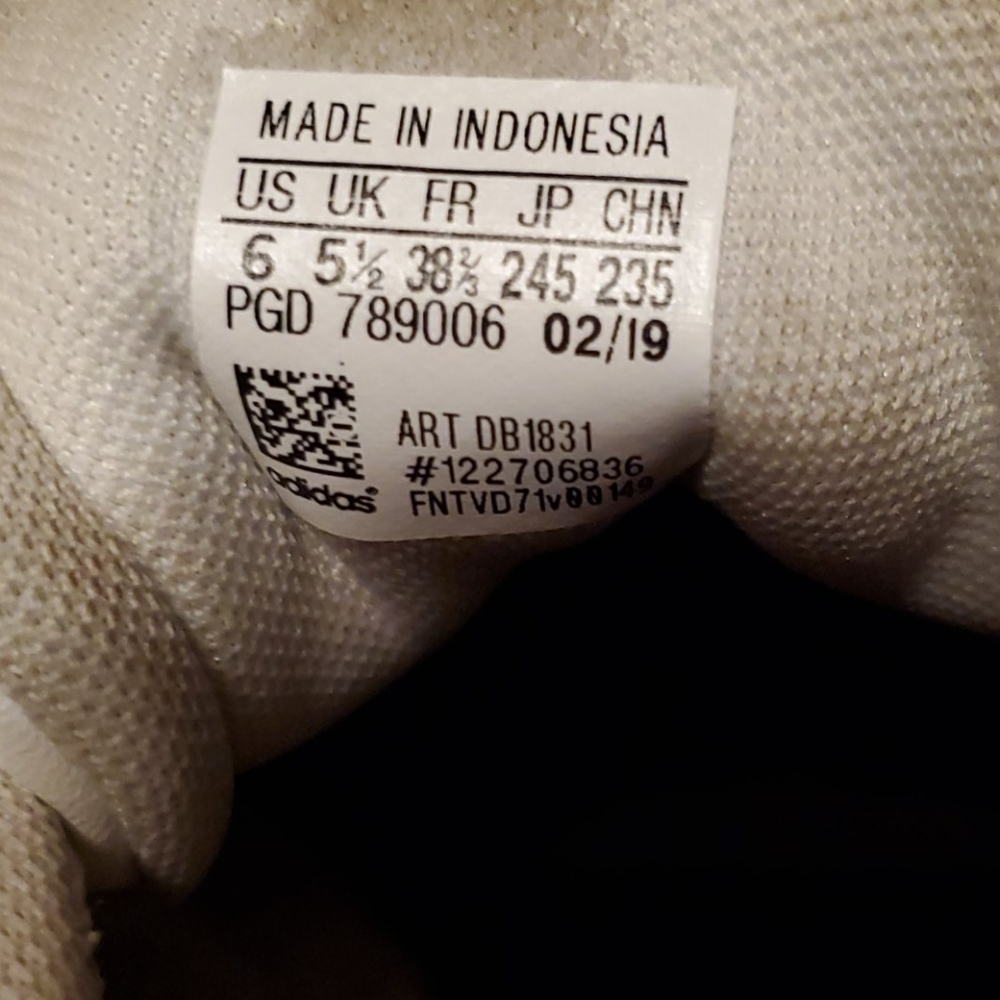 Shoes - Picture 3 of 3